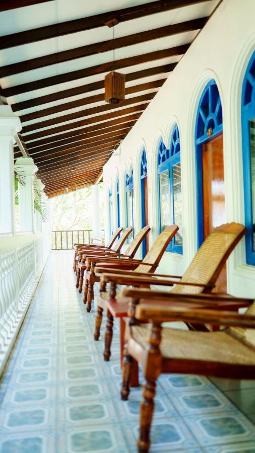 Mother'S Place Nimala Hikkaduwa Exterior photo