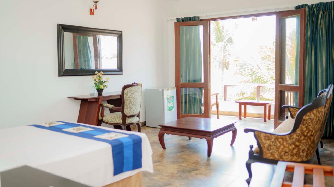 Mother'S Place Nimala Hikkaduwa Exterior photo